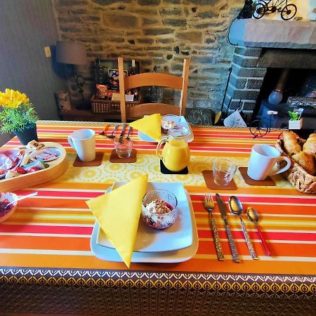 Gouarec Bed & Breakfast Lanrivain Ngoại thất bức ảnh
