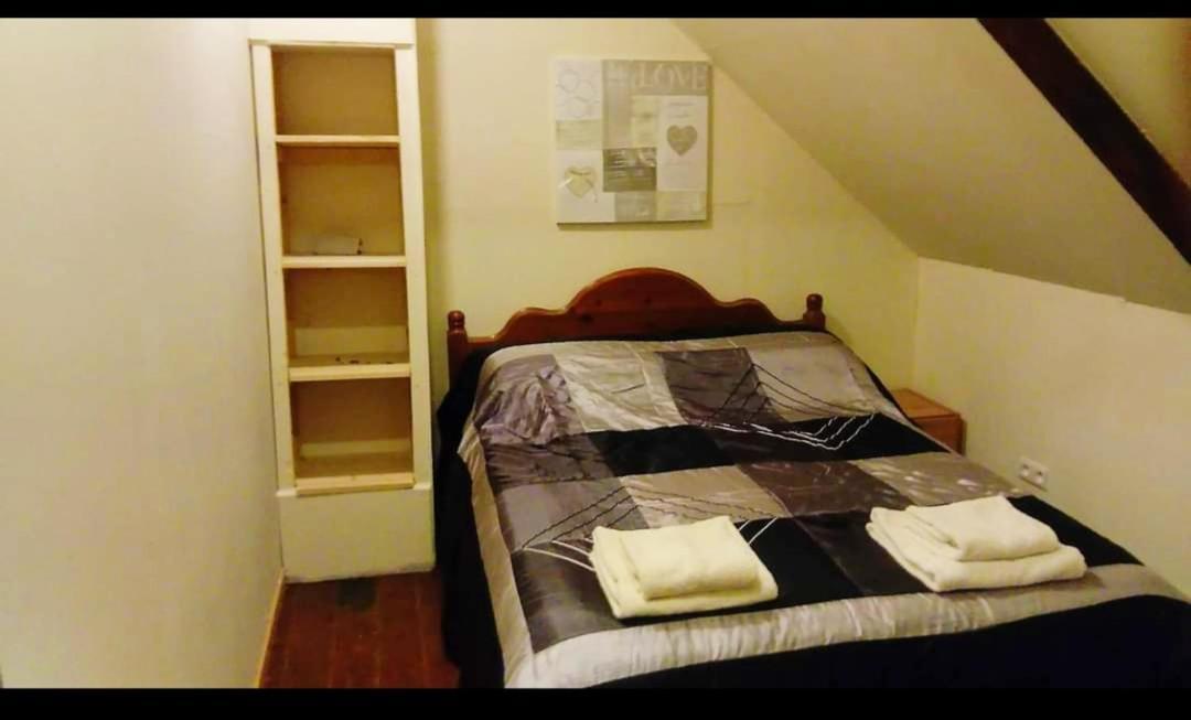 Gouarec Bed & Breakfast Lanrivain Ngoại thất bức ảnh